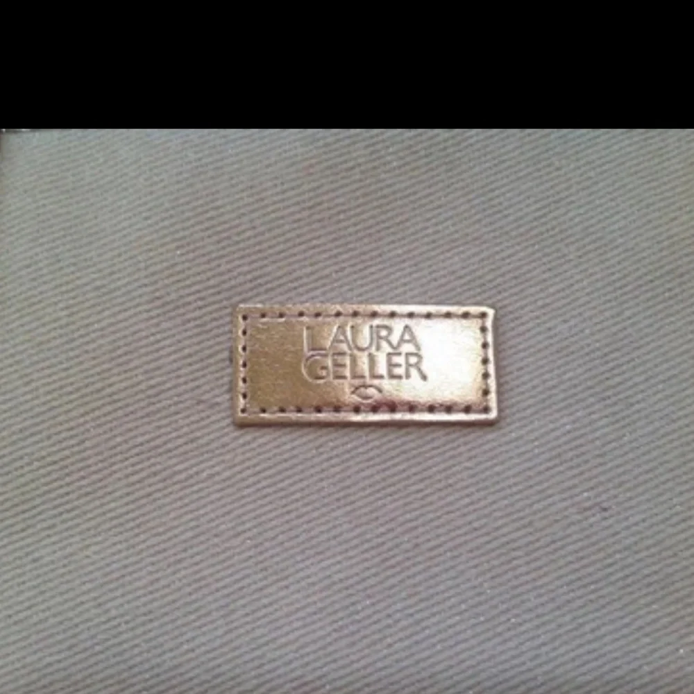 Laura Geller quick grab